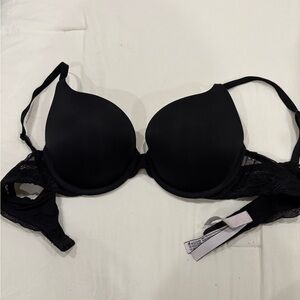 Black T-Shirt Bra